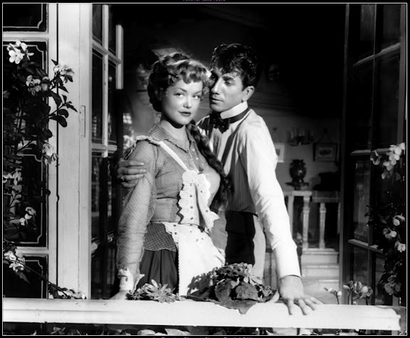 Δύο άτομα, ένα εισιτήριο για τον «Κύκλο του Έρωτα»